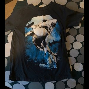 Childrens place boys shark 7/8 T-shirt